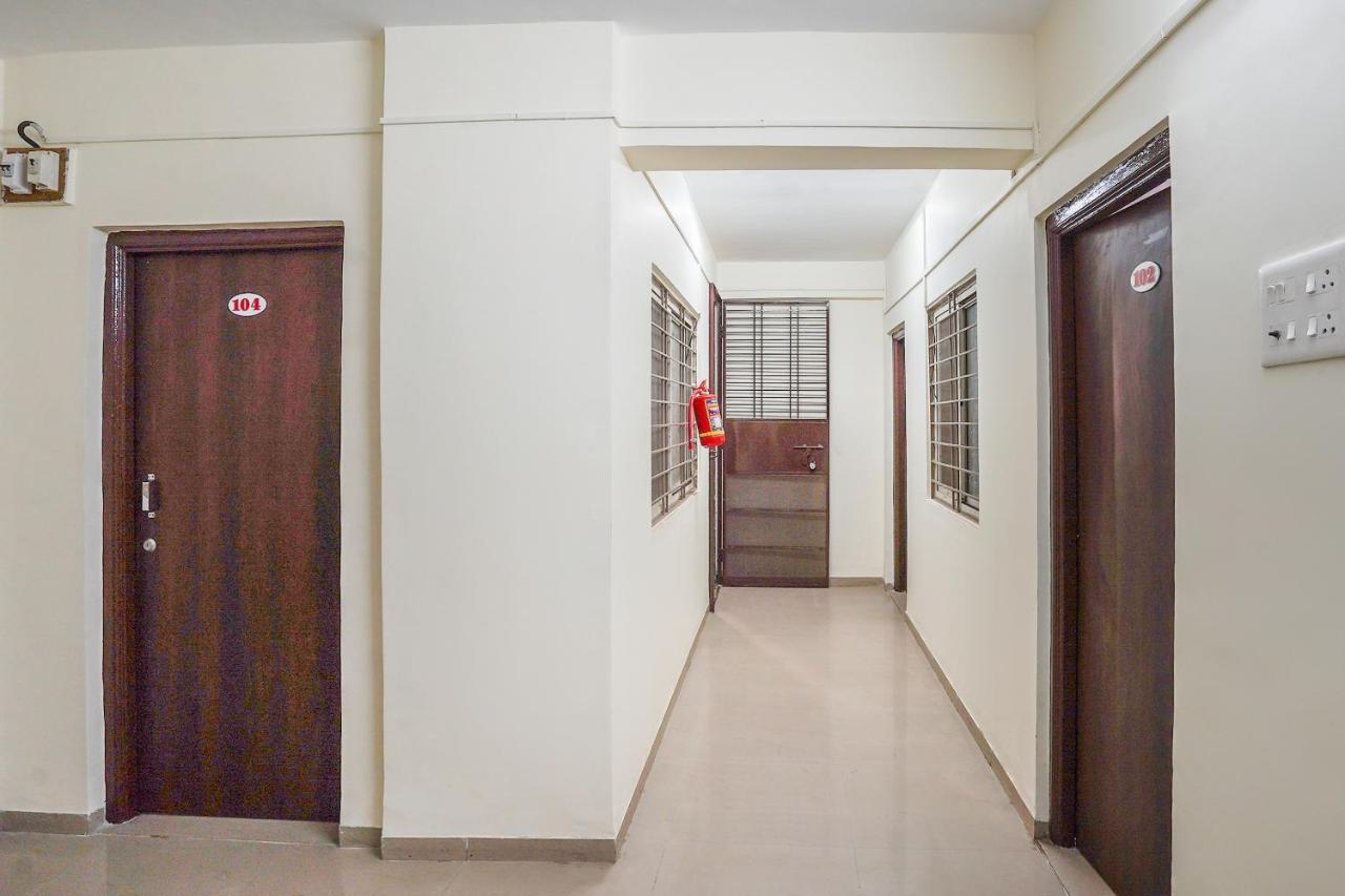 Oyo Flagship 70264 Hotel Vrindavan Mangvadi Εξωτερικό φωτογραφία
