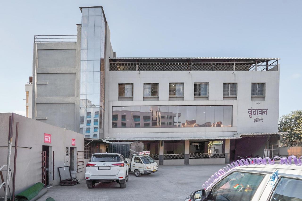 Oyo Flagship 70264 Hotel Vrindavan Mangvadi Εξωτερικό φωτογραφία